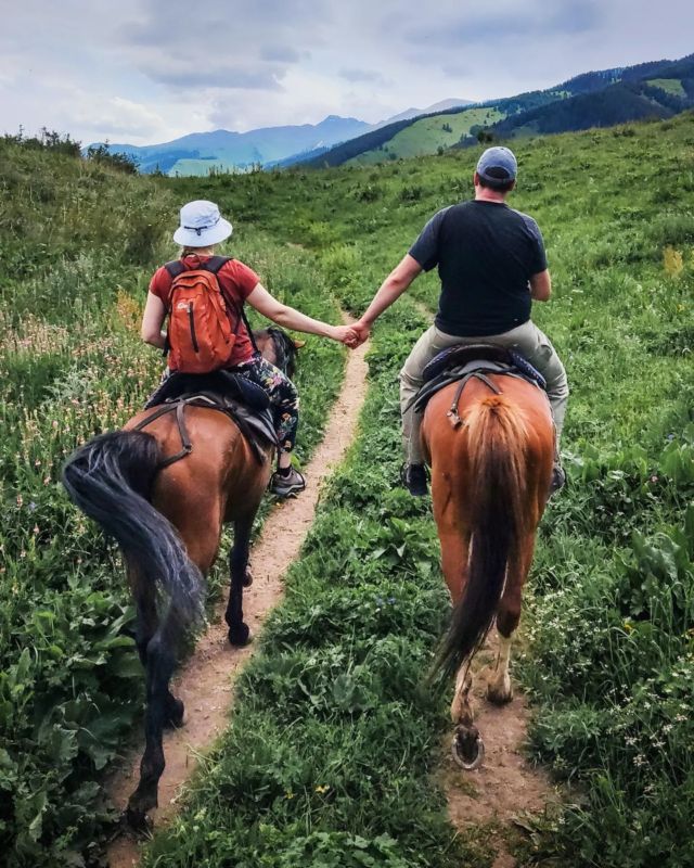 Fell head over heels in love with Kyrgyzstan ❤️

#kyrgyzstantravel #centralasia #kyrgyzstan🇰🇬 #naturekyrgyzstan #kyrgyzstan_trip #travelkyrgyzstan #visitkyrgyzstan #travelcouplesinspiration #wowplanet
