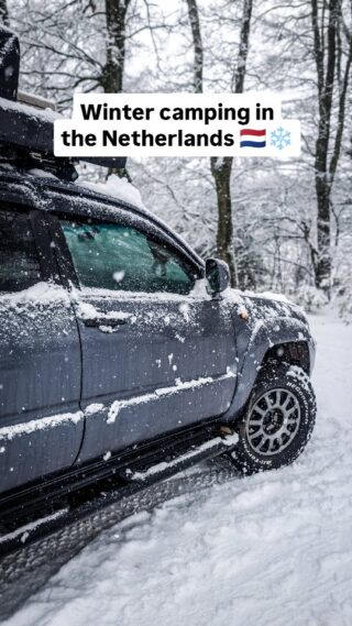 Who knew the Netherlands could look like this? ❄️ We went on a regular camping trip and woke up in a full-on winter wonderland.

Campfires under a full moon. Frozen lakes. Hot chocolate by the fire. Fresh tracks in powdery snow through the woods. And a verrrrry cold night. 

You know what that is? Simply lovely 🇳🇱

Who would you like to go winter camping with? ☃️

#wintercamping #kampereninnederland #visitnetherlands #kamperen #daktent